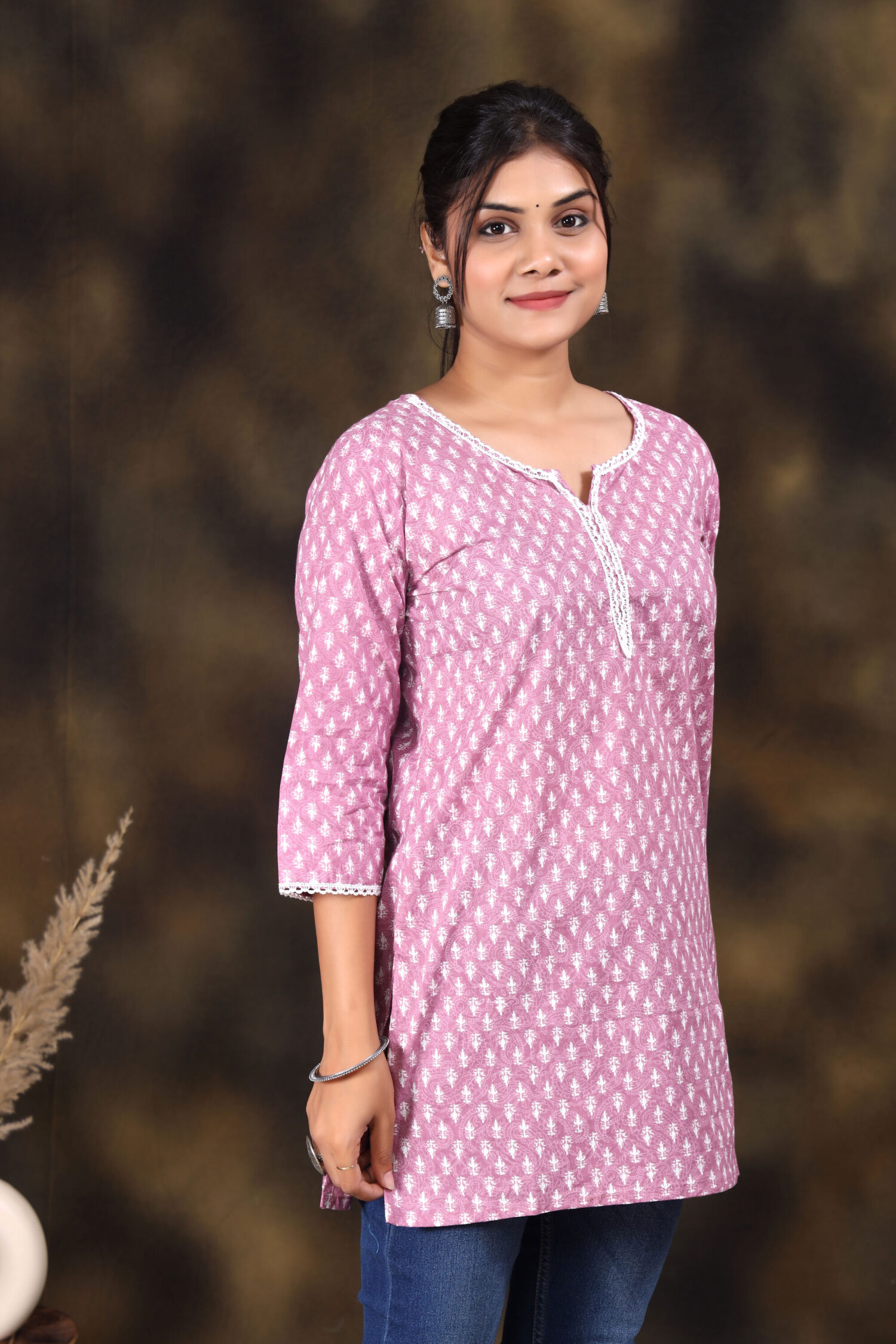 Pink Short Kurti – A Timeless Blend of Style and Comfort